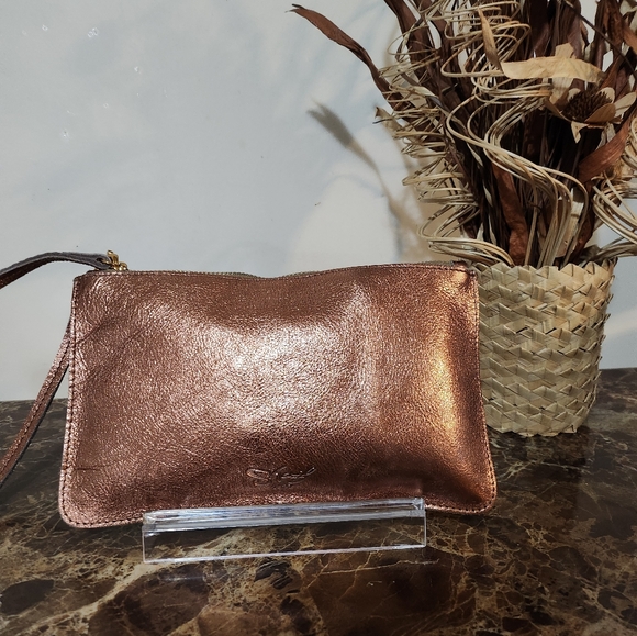Sharif Metallic Bronze Clutch - Picture 6 of 13